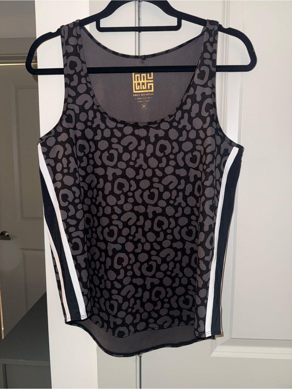 Emily McCarthy Athletic grey and black leopard-print top